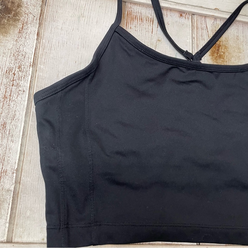 Balance Collection Built In Bra Crop Top - Picture 2 of 9